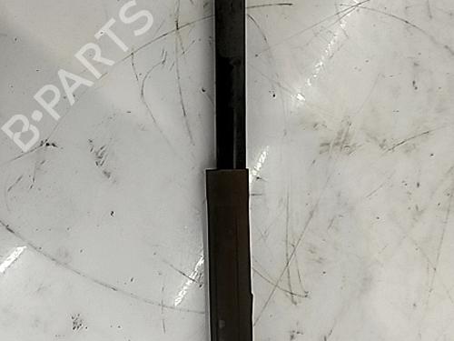 Used Left rear shock absorber TOYOTA YARIS (_P13_) 1.5 (NSP131_) (112 hp) 31153436