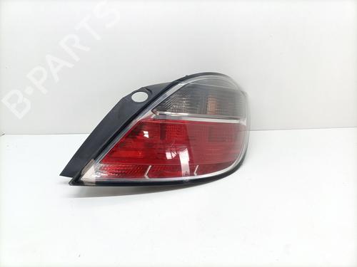 Used Right taillight OPEL ASTRA H (A04) 1.7 CDTI (L48) (100 hp) 26574552