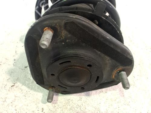 Used Left front shock absorber TOYOTA AURIS Estate (_E18_) 1.8 Hybrid (ZWE186_, ZWE186R, ZWE186H) (136 hp) 31701658