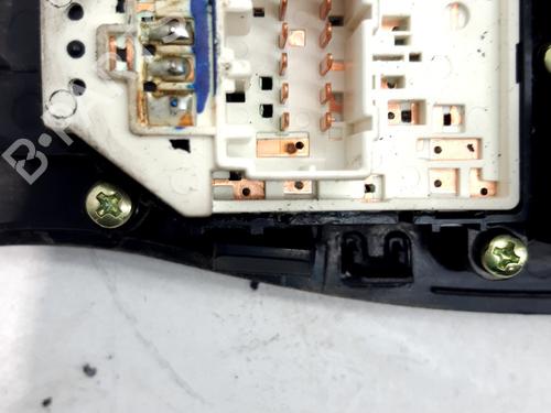 Left front window switch HYUNDAI i40 I (VF) 1.7 CRDi | BP36665663I27 - Image 2