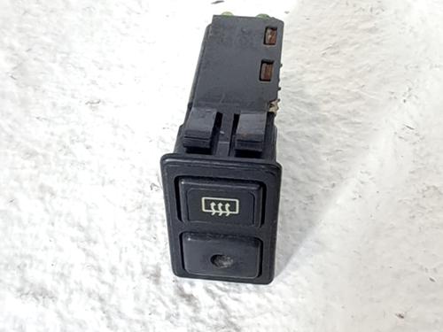 Interruttore SUZUKI VITARA (ET, TA, TD) 1.6 All-wheel Drive (TA, TA01, SE416) (80 hp) 32107634