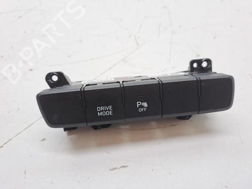 Used Switch HYUNDAI i20 III (BC3, BI3) 1.0 T-GDI (101 hp) 23974742