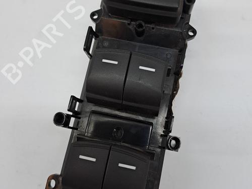 Used Left front window switch HONDA CIVIC X Hatchback (FC_, FK_) 1.0 VTEC (FK6) (129 hp) 24108041