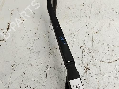 Used Front windshield wiper arm Front windshield wiper arm 38460073 38460073