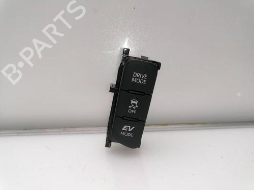 Used Switch TOYOTA YARIS (_P21_, _PA1_, _PH1_) 1.5 Hybrid (MXPH10, MXPH11) (116 hp) 23941587