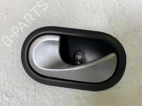 Used Rear left interior door handle Rear left interior door handle RENAULT MODUS / GRAND MODUS (F/JP0_) 1.5 dCi (FP0F, JP0F) (86 hp) 39740780 39740780