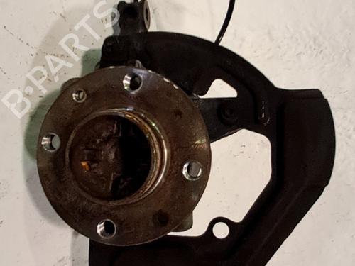 Used Right front steering knuckle Right front steering knuckle RENAULT TWINGO III (BCM_, BCA_) 0.9 TCe 90 (BCM9, BCM2) (90 hp) 34537352 34537352