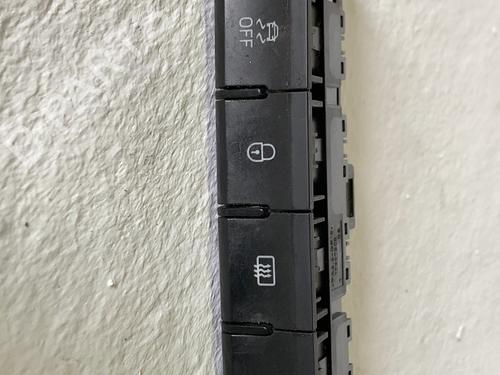 Used Switch Switch 37592558 37592558