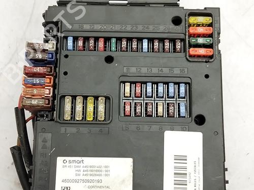 Used Fuse box Fuse box 37592103 37592103