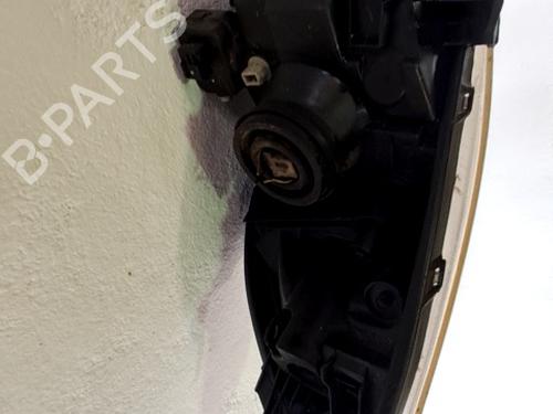 Scheinwerfer links TOYOTA YARIS (_P9_) 1.4 D-4D (NLP90_, NLP90R) | BP30477917C28