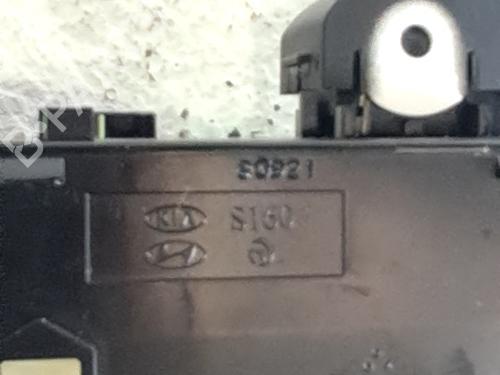 Used Right rear window switch HYUNDAI IONIQ (AE) 1.6 GDI Hybrid (141 hp) 29500414