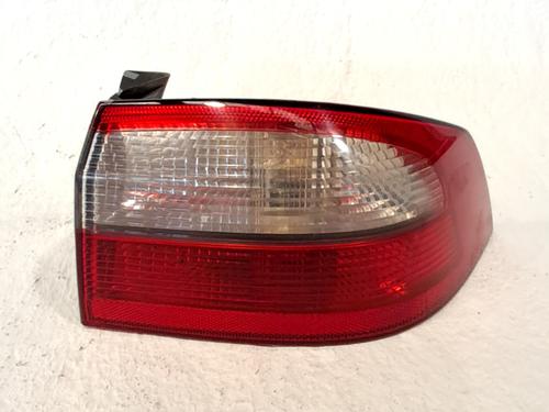Used Right taillight Right taillight RENAULT LAGUNA II (BG0/1_) 1.6 16V (BG0A, BG0L) (107 hp) 34331527 34331527