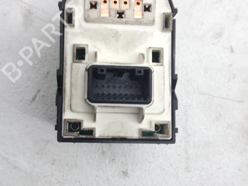 Mirror switch KIA STONIC (YB) 1.0 T-GDi Eco-Dynamics+ | BP33762889I25 - Image 2