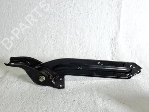 Used Left rear suspension arm CHEVROLET CAPTIVA (C100, C140) 2.2 D 4WD (184 hp) 30623224