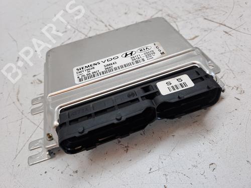 Used Engine control unit (ECU) HYUNDAI TUCSON (JM) 2.0 (141 hp) 23944893