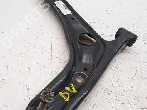 Used Left front suspension arm TOYOTA YARIS (_P1_) 1.4 D-4D (NLP10_, NLP10R) (75 hp) 28179183
