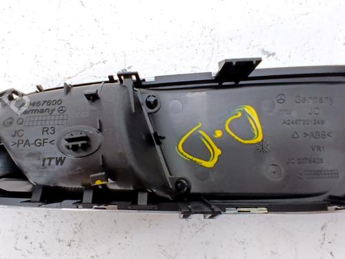 Front right interior door handle MERCEDES-BENZ A-CLASS (W176) A 200 CDI / d (176.008) | BP39094871I14 - Image 2