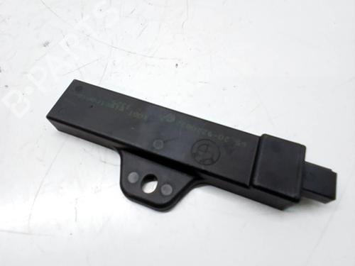 Used Antenna/Base BMW 5 (F10) 520 d (184 hp) 30622678