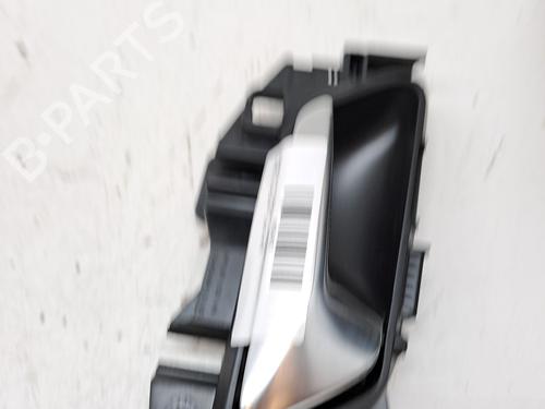 Højre bagtil invendig håndtag OPEL CORSA F (P2JO) 1.2 MHEV (101 hp) 27653122