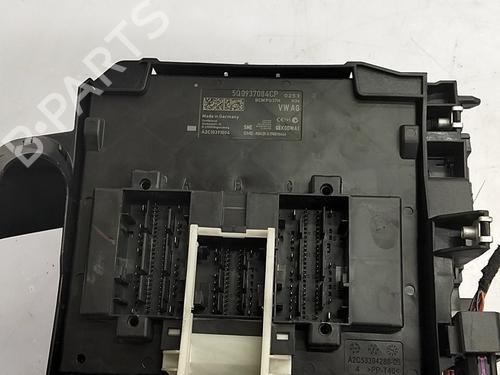 Used Fuse box Fuse box VW GOLF VII (5G1, BQ1, BE1, BE2) e-Golf (136 hp) 35752894 35752894