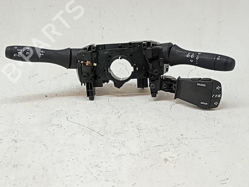 Comutador Comutador DACIA DUSTER (HM_) 1.0 TCe 100 (HMMT) (101 hp) 35967682 35967682