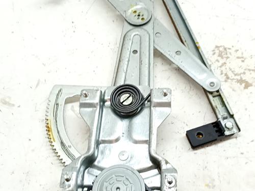 Vindusheismekanisme høyre foran KIA SORENTO I (JC) 2.5 CRDi (170 hp) 32105149