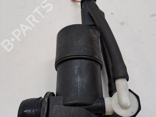 Used Washer pump PEUGEOT 208 I (CA_, CC_) 1.6 BlueHDi 100 (100 hp) 23367493