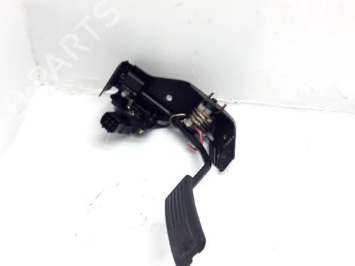 Used Pedal Pedal TOYOTA COROLLA (_E12_) 2.0 D-4D (CDE120R, CDE120L_) (110 hp) 33771519 33771519