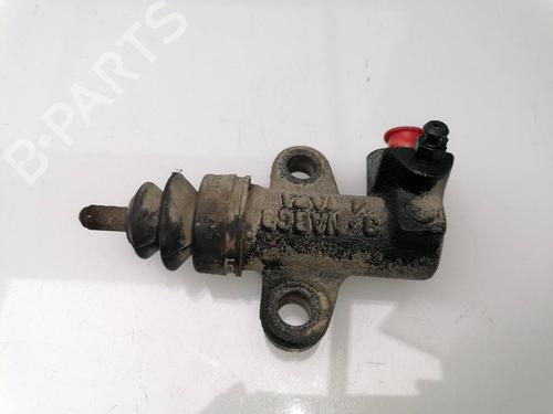 Used Clutch slave cylinder NISSAN TERRANO II (R20) 2.7 TD 4WD (101 hp) 23384197