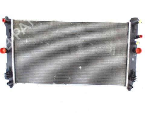 Used Water radiator Water radiator TOYOTA COROLLA Estate (_E21_) 1.8 Hybrid (ZWE211W) (122 hp) 33763538 33763538