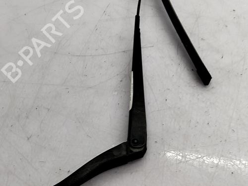 Used Front windshield wiper arm Front windshield wiper arm VOLVO XC90 I (275) D5 AWD (185 hp) 33871191 33871191