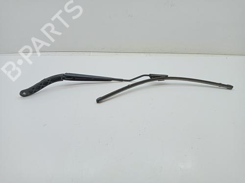 Front windshield wiper arm RENAULT MEGANE IV Hatchback (B9A/M/N_) 1.2 TCe 130 (B9MR) | BP23353948C143 