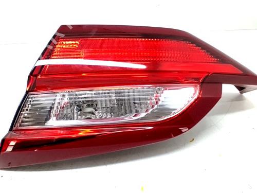 Feu de coffre droit FORD FIESTA VII (HJ, HF) 1.1 Ti-VCT (86 hp) 30920965