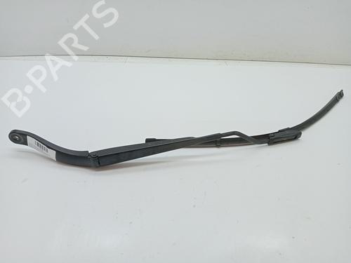 Used Front windshield wiper arm RENAULT MEGANE IV Hatchback (B9A/M/N_) 1.2 TCe 130 (B9MR) (130 hp) 23353948