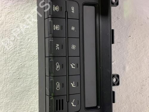 climate-control-kia-carens-iv-2013-38419510 main image