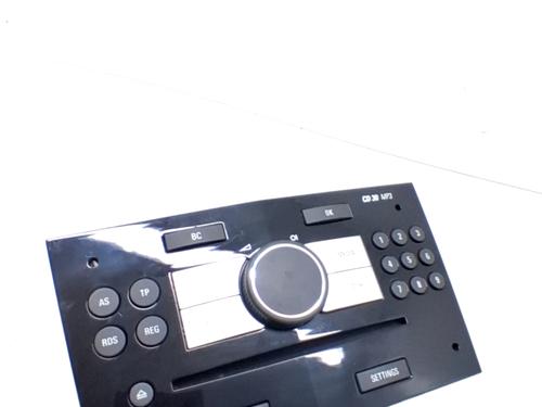 Autoradio für OPEL ZAFIRA / ZAFIRA FAMILY B (A05) 1.7 CDTI (M75) (110 hp) 31286872