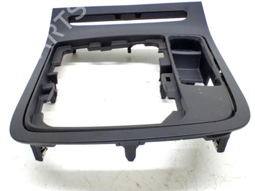 Console centrale RENAULT SCÉNIC IV (J9_) 1.3 TCe 160 (J9NC) (159 hp) 32106518