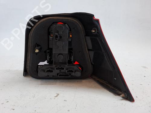Left taillight VW GOLF IV (1J1) 1.6 | BP26492284C34 