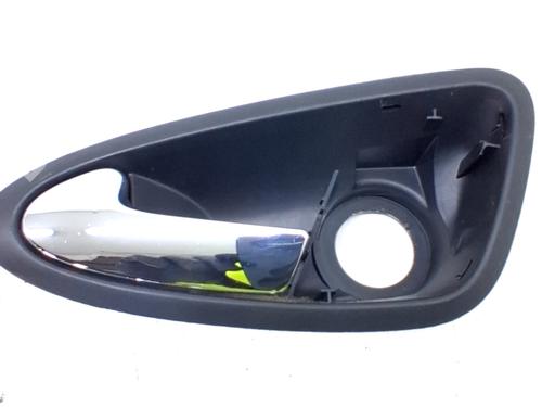 Poignée intérieure avant gauche SEAT IBIZA IV ST (6J8, 6P8) 1.2 TSI (90 hp) 31700954