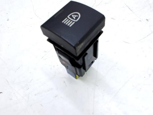 switch-toyota-corolla-estate-_e21_-2019-33766441 main image