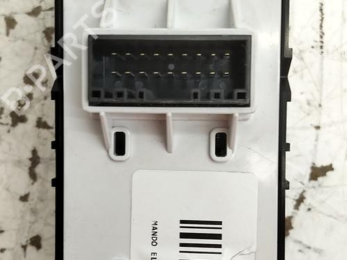 Left front window switch KIA STONIC (YB) 1.2 CVVT | BP38642200I27  - Image 5