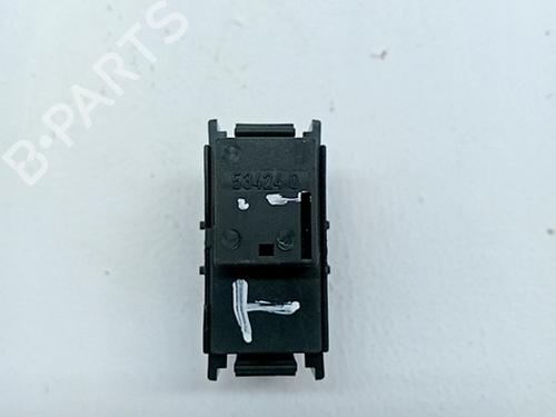 Used Left rear window switch MERCEDES-BENZ E-CLASS (W210) E 320 (210.065) (224 hp) 30477652