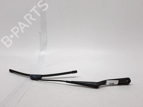 Used Front windshield wiper arm BMW X3 (E83) 2.5 i (192 hp) 23362268