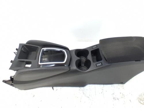 Used Middle console Middle console 39557778 39557778