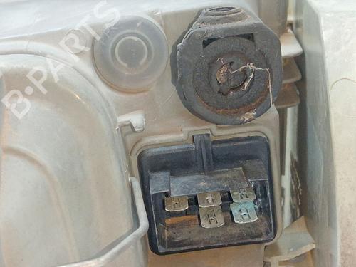 Right headlight MERCEDES-BENZ VITO Bus (W638) 113 2.0 (638.114, 638.194) | BP26574530C29 