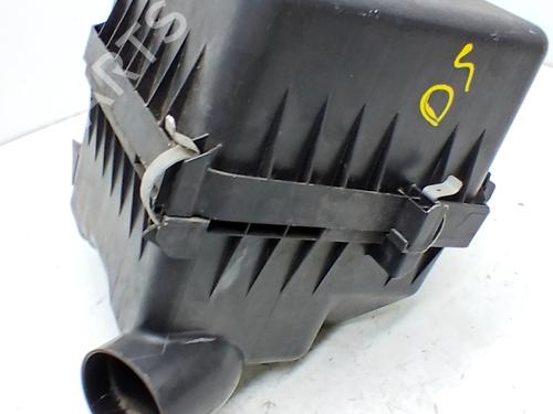 Used Air filter box Air filter box TOYOTA RAV 4 III (_A3_) 2.2 D 4WD (ALA30_, ALA30R) (150 hp) 33763346 33763346
