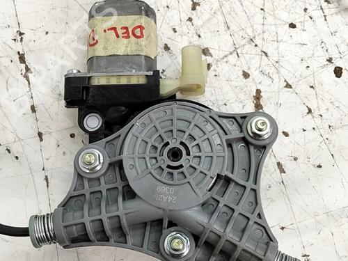 Right front window motor KIA STONIC (YB) 1.0 T-GDi | BP38772066E20 - Image 3