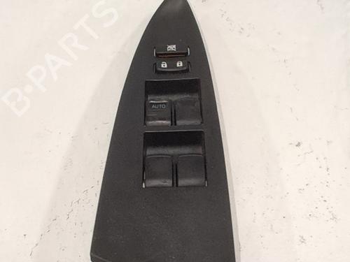 Venstre fortil elrude kontakt Venstre fortil elrude kontakt TOYOTA RAV 4 III (_A3_) 2.2 D 4WD (ALA30_, ALA30R) (136 hp) 36318069 36318069