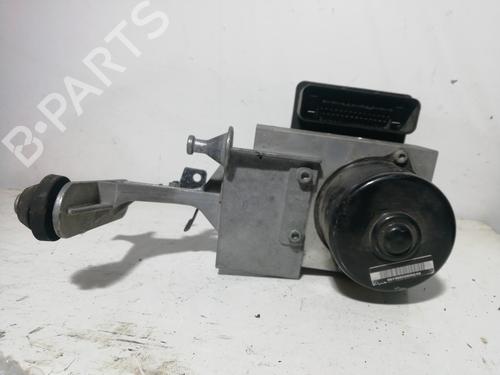 ABS Bremseaggregat MERCEDES-BENZ C-CLASS (W202) C 180 (202.018) (122 hp) 25456743
