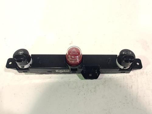 Advarselskontakt Advarselskontakt FIAT 500 (312_) 1.0 Mild Hybrid (312.AYD1B) (69 hp) 33764841 33764841